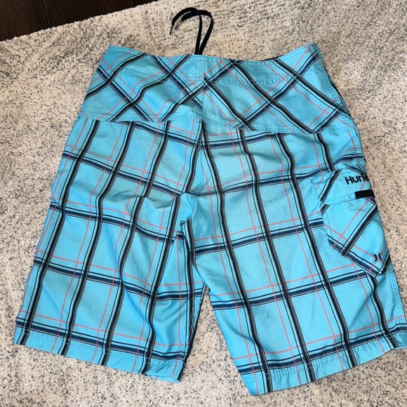 Hurley board shorts - Picture 2 of 2